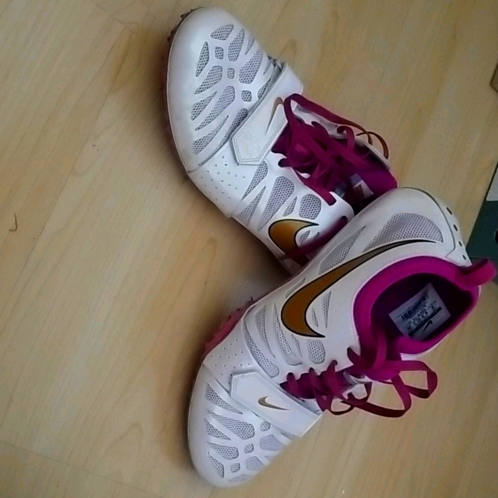 Womens Nike track & field cleats